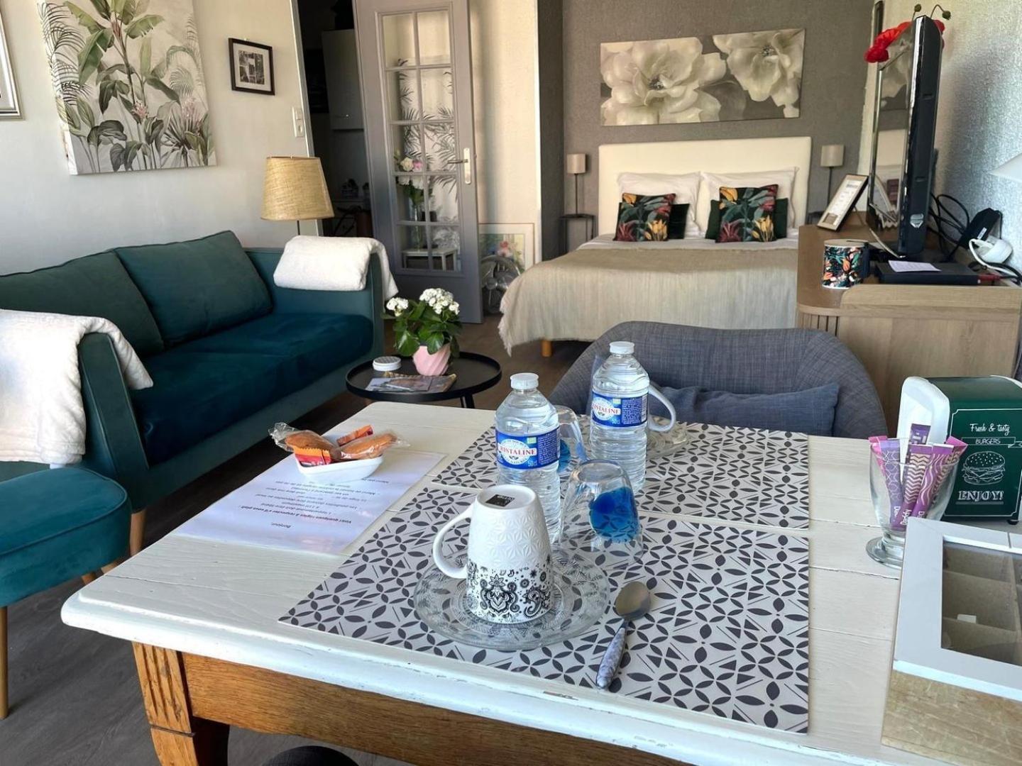 Le Clos Pichot - Studio Avec Balcon, Parking Prive - 5Mn Gare شارتر المظهر الخارجي الصورة